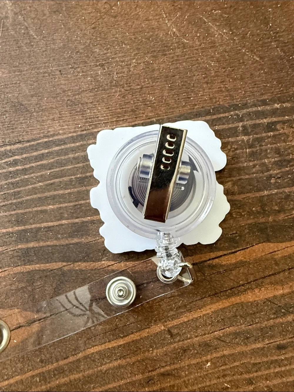 “Staying Deluxu is the Solulu”- badge reel Pink Yellow Accent